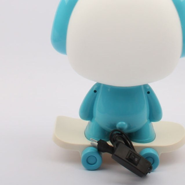 چراغ خواب کودک مدل سگ اسکیت سوار