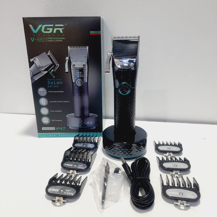 ماشین اصلاح وی جی آر مدل V-682 ضد آب با تیغه استیل