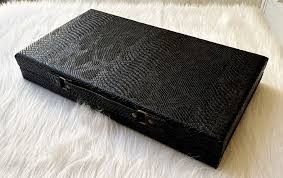 خرید تخته نرد جلد چرمی قفل دار طرح کوروش